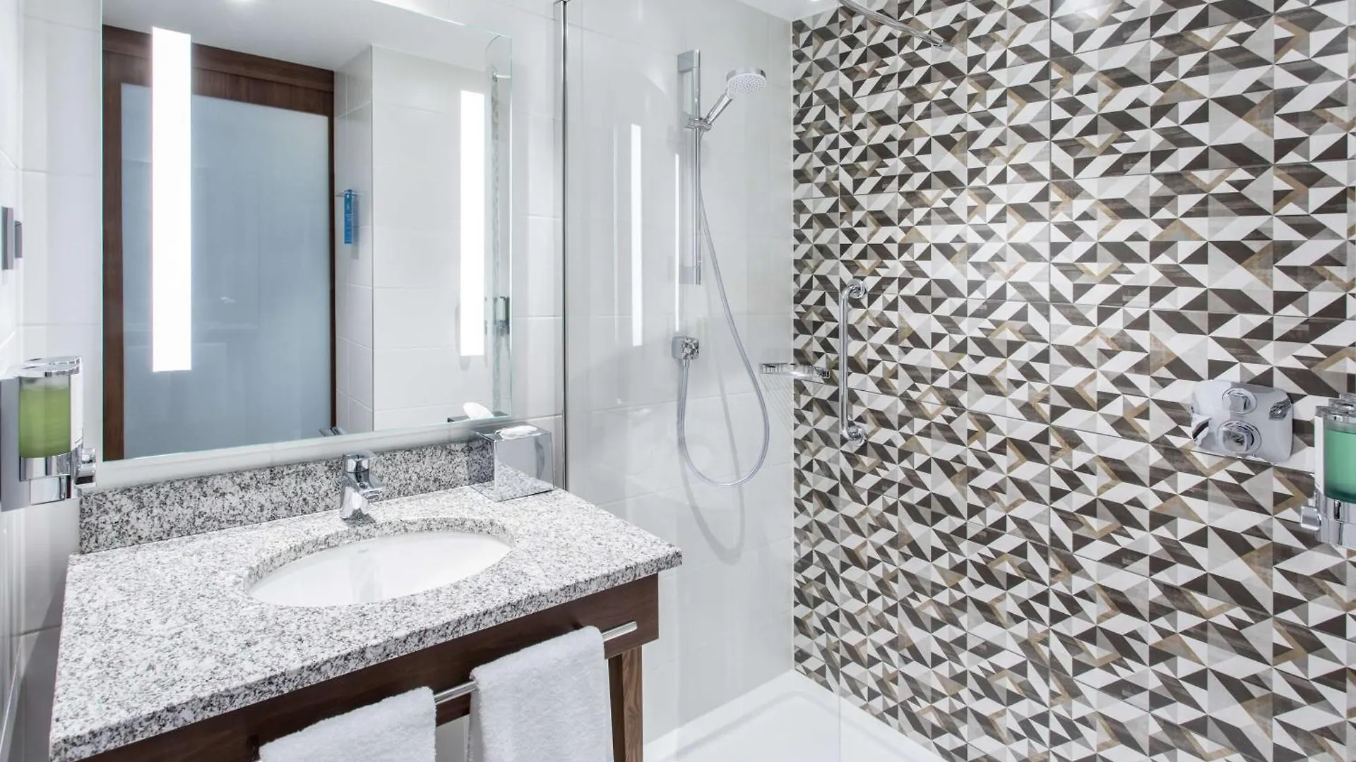 Hampton By Hilton Gdansk Oliwa Hotel